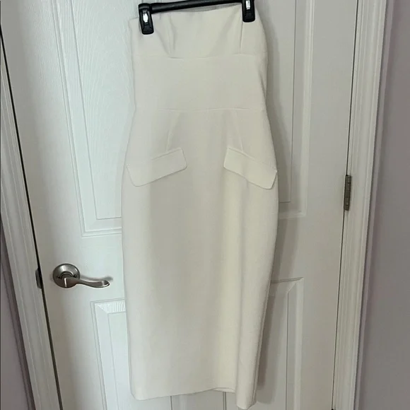 Babyboo Elegant White Strapless Dress - Picture 2 of 4